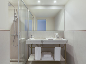 Bluesun Hotel Marina