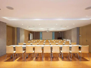 JI Hotel (Harbin Zhongyang Street People Square)