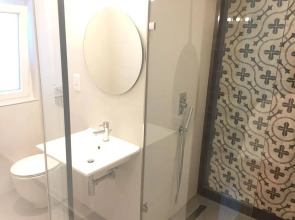 Two Pillows Boutique Hostel