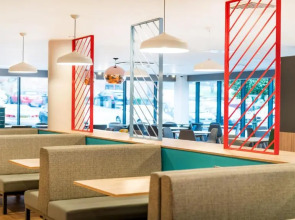 Holiday Inn London - Luton Airport by IHG