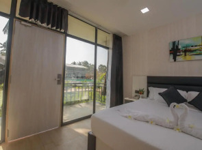 Foxoso La Beach Resort & Spa