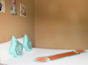 Phi Phi Uphill Cottage