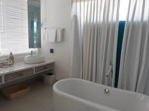 Fleur de Lys Resort & Spa Long Hai