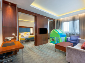 Holiday Inn Shanghai Pudong by IHG