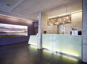 Arli Hotel Business and Wellness