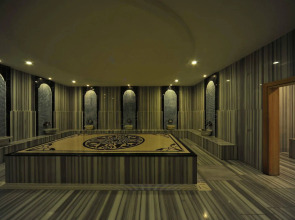 Lake & River Side Hotel & Spa