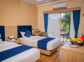 Majestic Lake Front Hotel & Suites