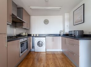 The Stratford Apartments