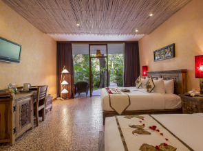 Jungle Retreat by Kupu Kupu Barong