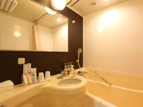 Отель Osaka Tokyu Rei