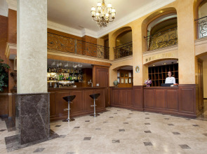 Отель «Александровский»