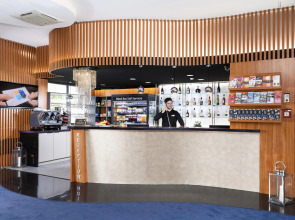 Bo33 Hotel Family & Suites