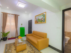 Seventh Heaven Hotel and High Bar