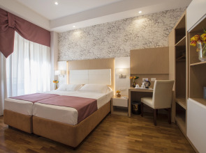 Hotel Diana Roof Garden