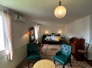 RQ THEVA Heritique Baan Praya Dinsor Road