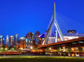 DoubleTree by Hilton Boston - Downtown