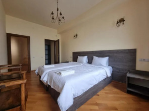 Отель Vanatun Monastery Stay