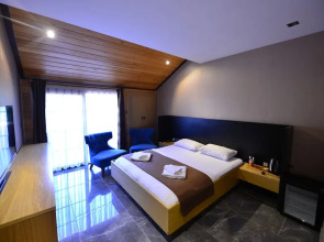 Inanlar Deluxe Hotel & Bungalow