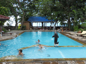 Bali Lovina Beach Cottages