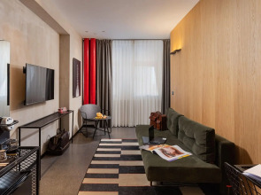 Brown Brut Seafront Hotel