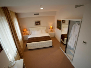 Отель ZP Palace ( ЗП Палас )