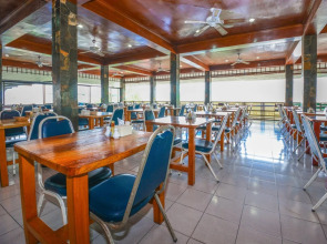 Royal Crown Hotel & Palm Spa Resort