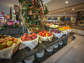 Hotel Club Cala Romaní