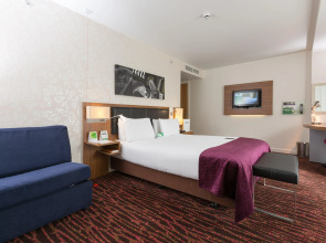 Holiday Inn Manchester-Media City UK by IHG