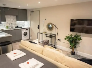 Catharine House by condokeeper