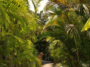 Marcosas Cottages Resort