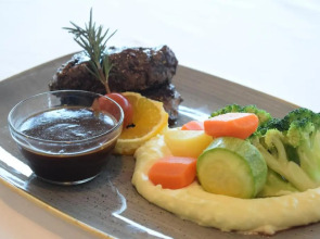 Saraya Corniche Hotel