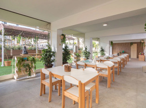 Отель Innside by Meliá Alcudia