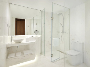 Отель Hyatt Centric Gran Via Madrid