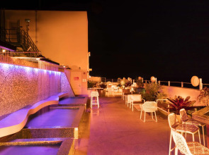 Clevelander Hotel – Adults Only