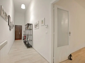 Ravanas 314 Bari Near Station