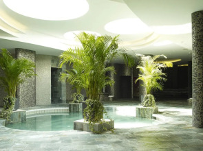 Sunrise Pearl Hotel & Spa