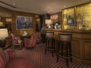 Dauphine Saint Germain Hotel