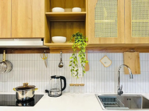 iRest Orange Tay Ho Lakeside Apartment