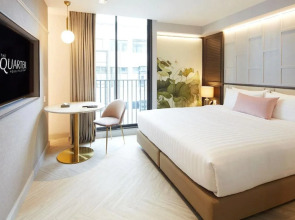 The Quarter Ploenchit by UHG