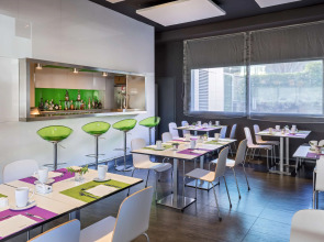 Отель Zentral Castellana Norte