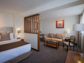 Melia White House Apartments