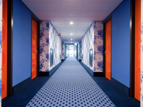 Отель Van der Valk Schiphol A4