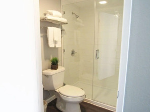 Capri Suites Anaheim