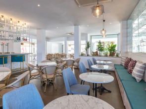 Hotel Ferrer Concord