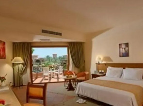 Charmillion Gardens Aquapark