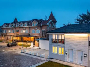 Garni Hotel Royal Crown