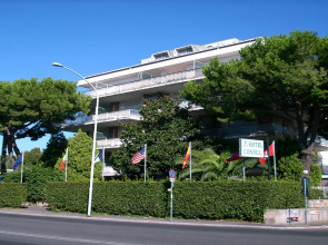 Hotel Consul