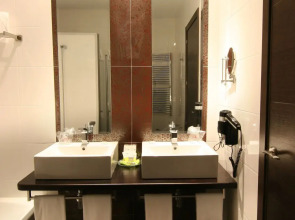 Отель Gran Hotel Don Manuel