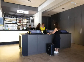 a&o München Hackerbrücke