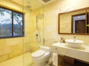 Cam Ranh Riviera Beach Resort & Spa
